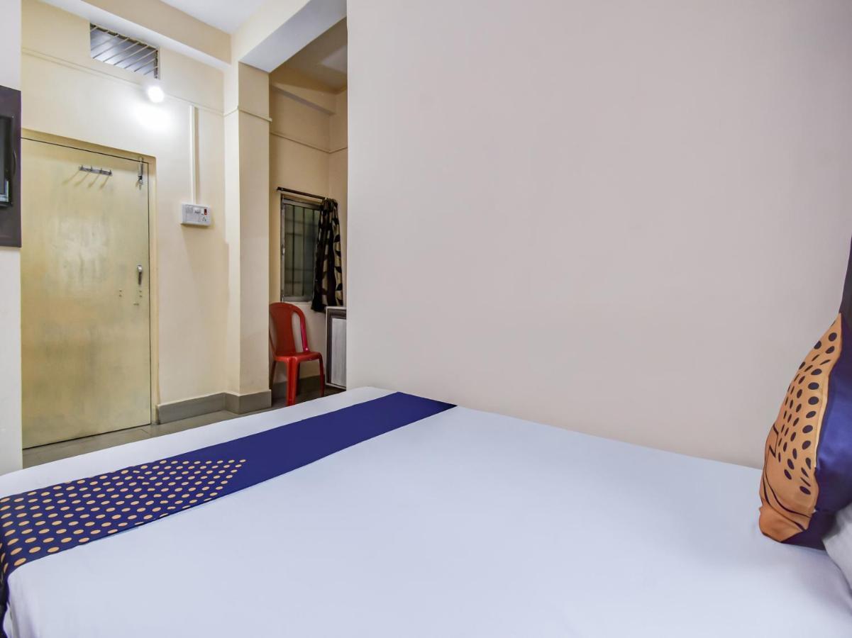 Spot On 78443 Hotel Bharat Rourkela Екстериор снимка
